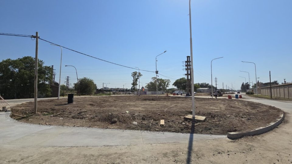 Avanza la construcción de la rotonda frente al Eco Punto y Cementerio