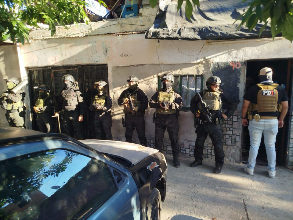 Rosario: 17 allanamientos con 6 personas a disposición de la justicia por homicidio en barrio Tablada