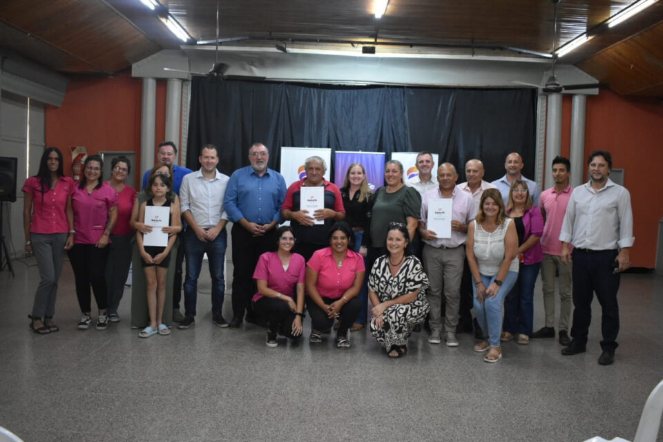 La ministra Tejeda recorrió el departamento Castellanos y firmó convenios para el desarrollo local