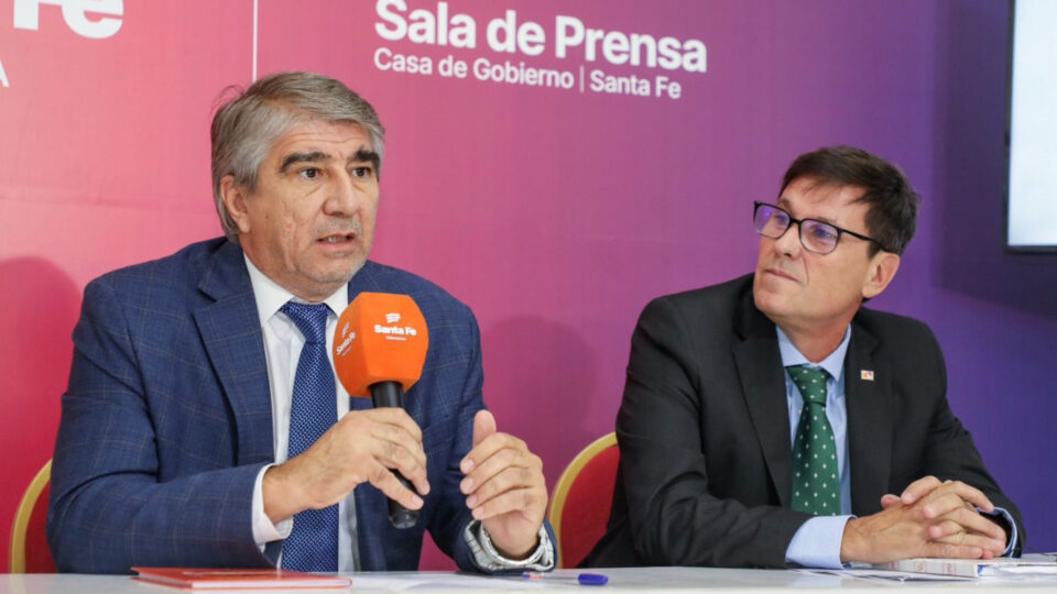Asistencia Perfecta: Provincia amplía el incentivo a preceptores y secretarios
