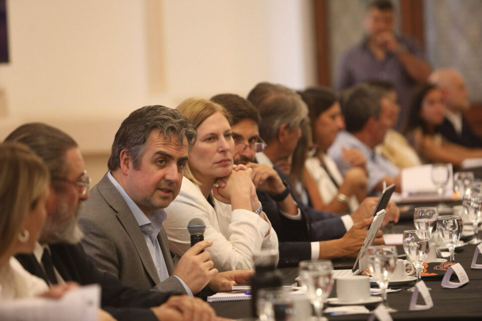 Pullaro anunció que se invierten 84 millones de dólares en los sistemas de monitoreo de Santa Fe, Rosario y ciudades aledañas