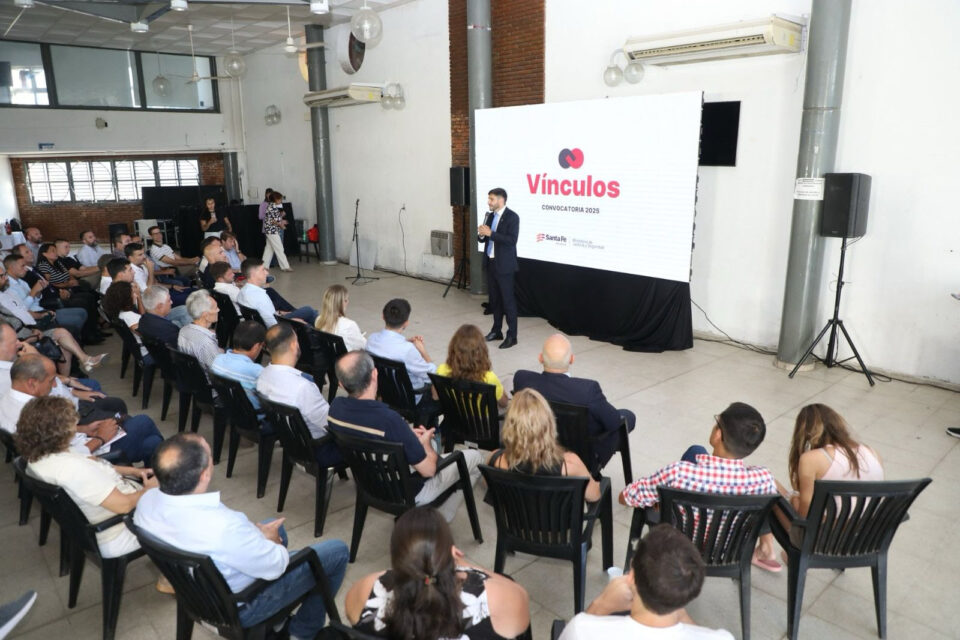 Pullaro: “La articulación con instituciones y gobiernos locales construye una mejor seguridad pública”