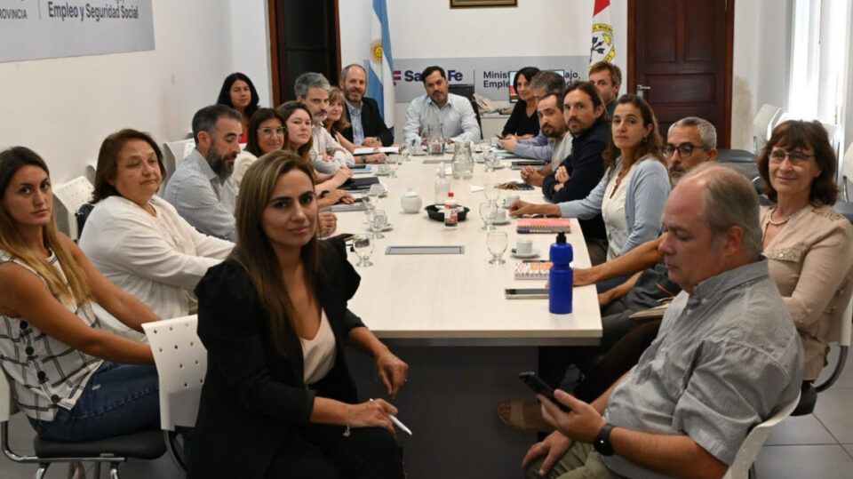El Gobierno Provincial tuvo un nuevo encuentro paritario con gremios de Salud