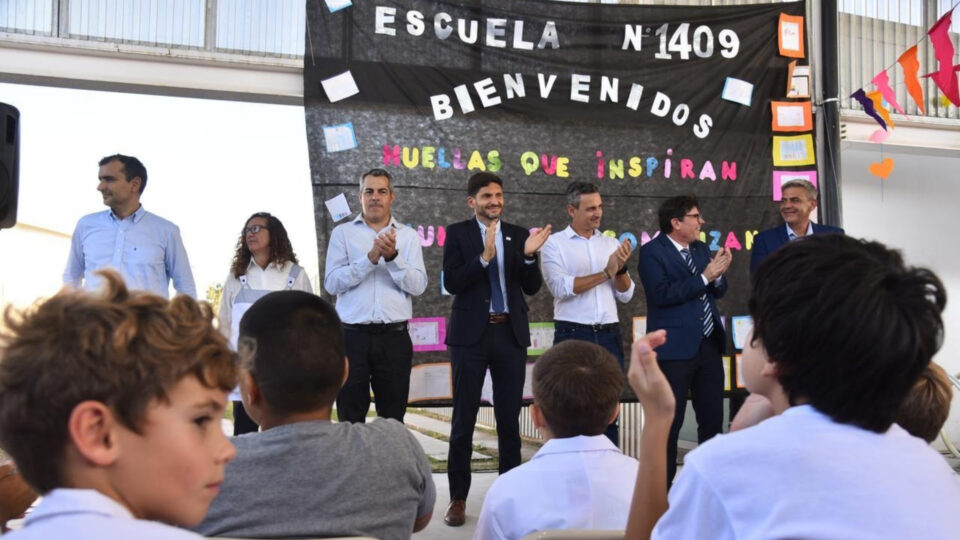 Pullaro inauguró otra escuela y dijo que “Santa Fe le muestra al país que se puede salir adelante con un modelo distinto”