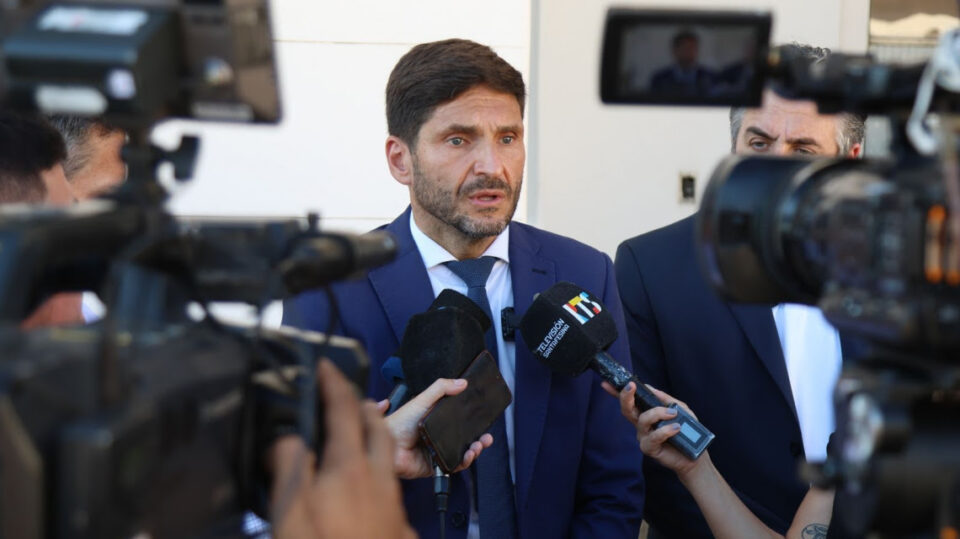 Pullaro: “Santa Fe es la primera provincia que le devuelve a sus jubilados la diferencia entre el 5 % de su jubilación y lo que gasten en medicamentos”