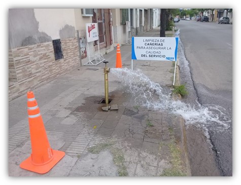 RAFAELA: LIMPIEZA PROGRAMADA DE LA RED DE DISTRIBUCIÓN DE AGUA POTABLE