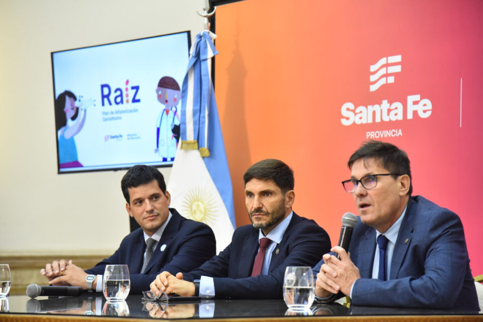 Pullaro: “Hay una Provincia comprometida que quiere la mejor calidad educativa de la República Argentina”