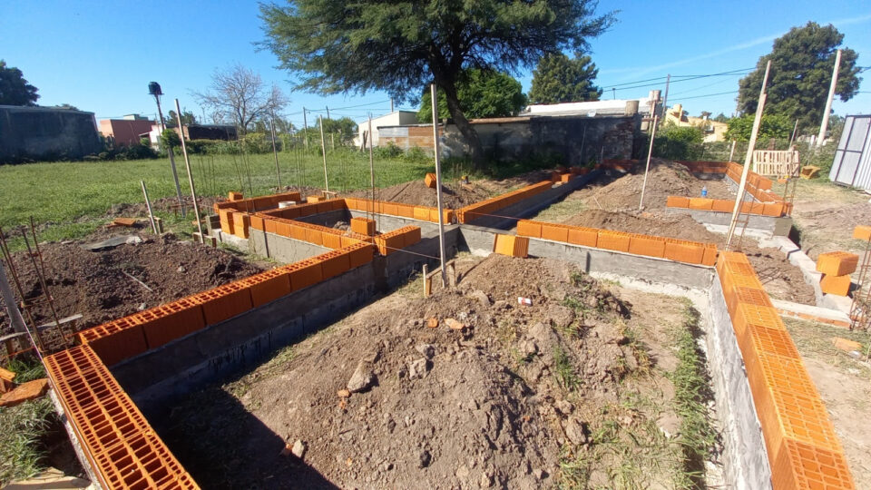 Obras urbanas: Provincia avanza con la construcción de una biblioteca y un museo en Tacural