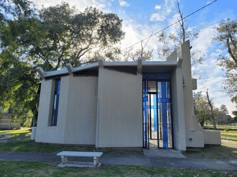 Comienzan las misas mensuales en la capilla del Cementerio Municipal