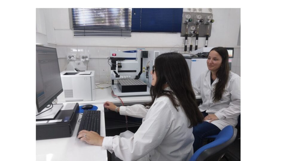 AGUAS INCORPORÓ EQUIPOS DE ÚLTIMA GENERACIÓN PARA CONTROLAR LA CALIDAD DE LOS SERVICIOS SANITARIOS