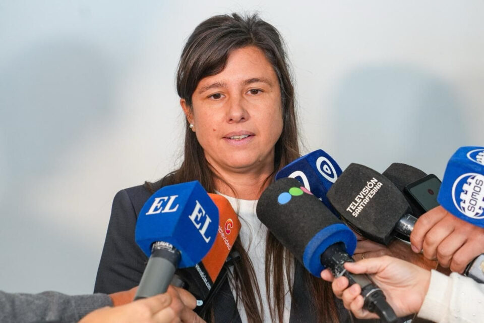 El Ministerio de Educación pide a los padres que lleven a los chicos a las escuelas este miércoles