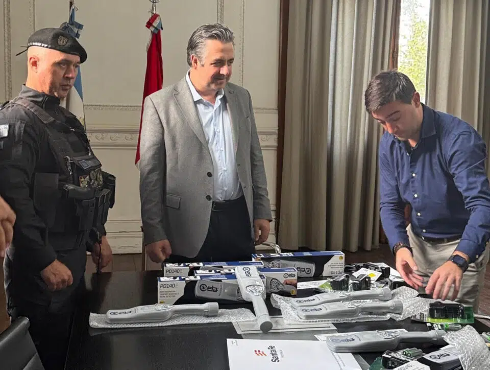 Provincia incorporó detectores de metales para el Servicio Penitenciario y la Policía
