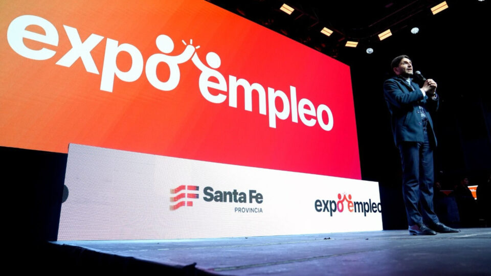 Pullaro sobre Expo Empleo: “Muestra que Rosario se está poniendo de pie y con el resto de la provincia es el motor productivo de Argentina”