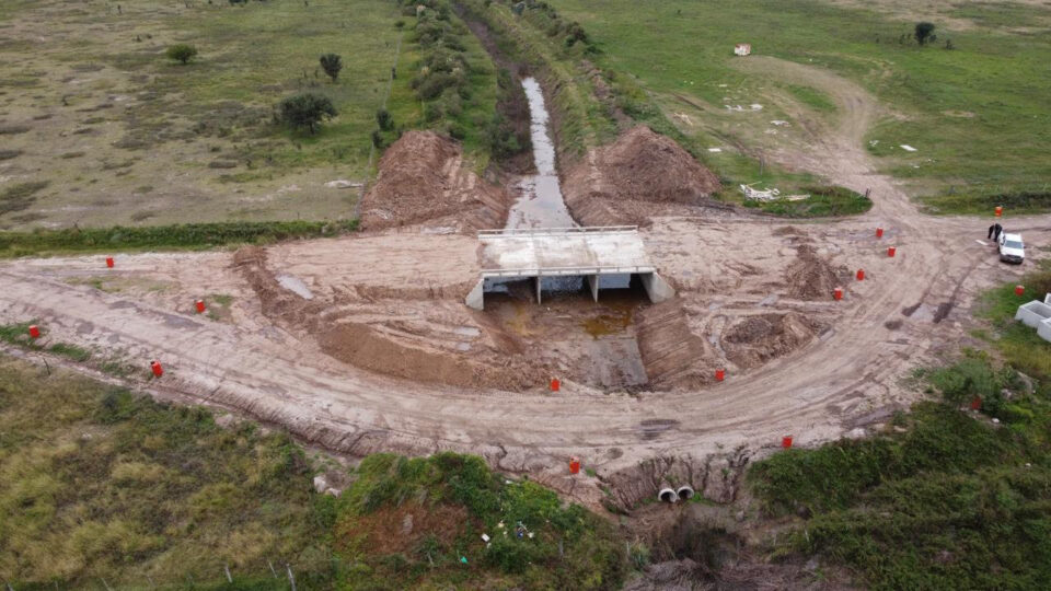 Con más del 75% de avance, Provincia desarrolla obras hídricas para proteger localidades del departamento San Cristóbal