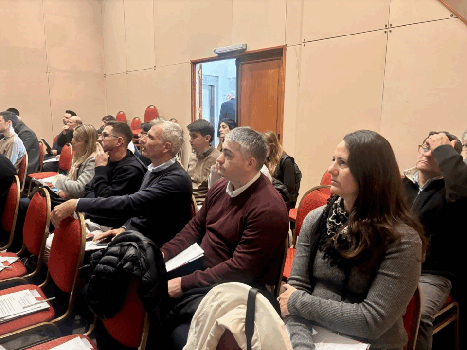 Rafaela participó del Foro de Construcción Sustentable con aportes sobre normativa y eficiencia energética