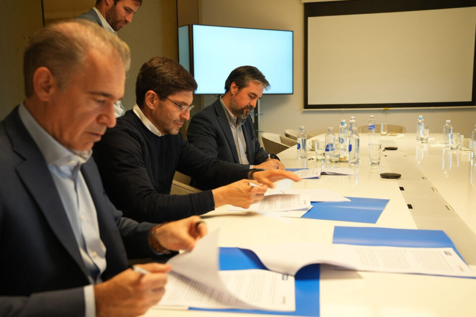 Histórico convenio entre la Provincia de Santa Fe e YPF