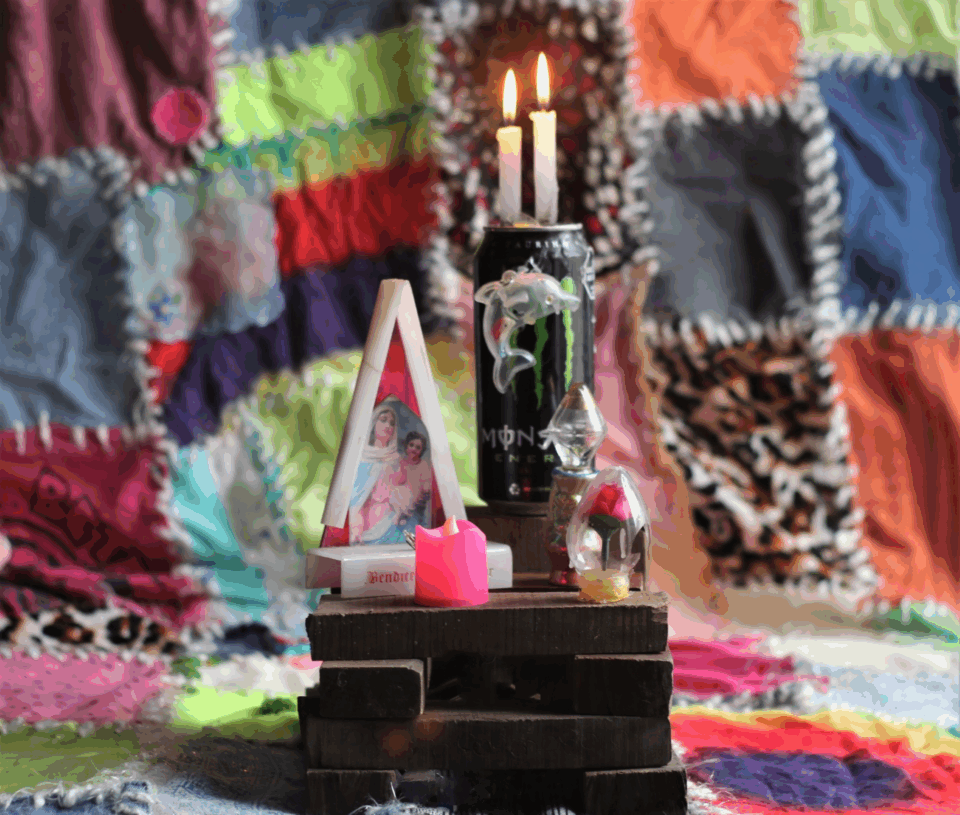 Persistir en el ritual: arte y ofrendas en una noche colectiva