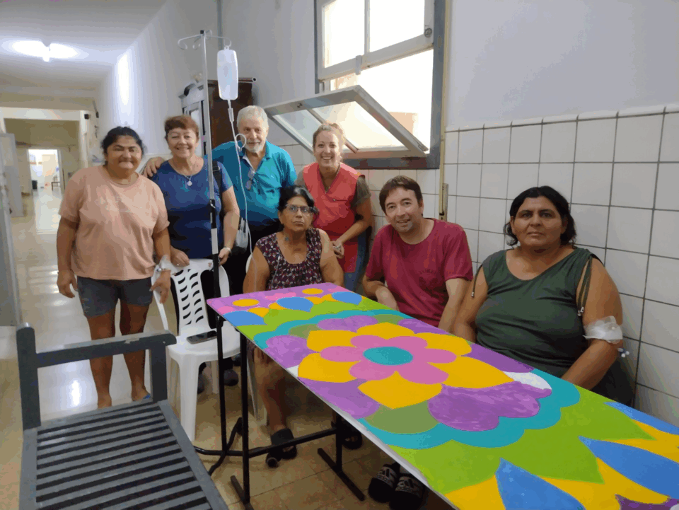 El Liceo Municipal continúa con su taller artístico en el Hospital Jaime Ferré