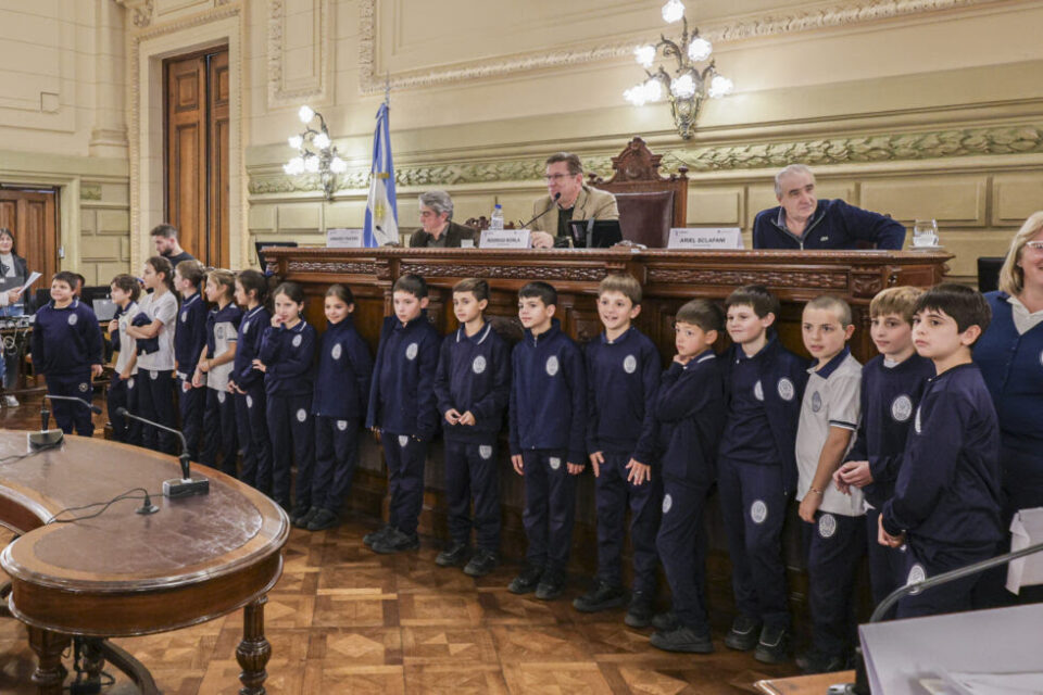 La Comisión de Poder Legislativo y Poder Ejecutivo analizó artículos competentes a la Legislatura