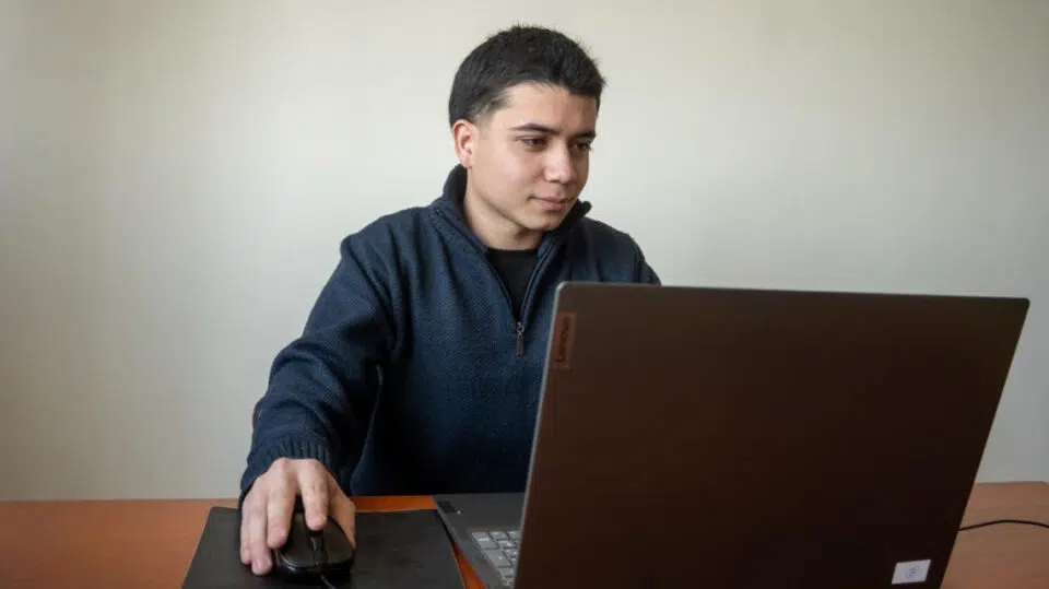 “Debía materias de 2022 y gracias a Quedate hoy estoy empezando la carrera de Derecho”