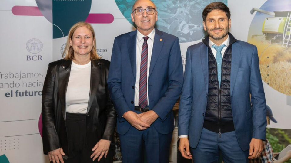 Pullaro pidió «no volver al populismo» y que al equilibrio fiscal le sigan «políticas de desarrollo productivo»