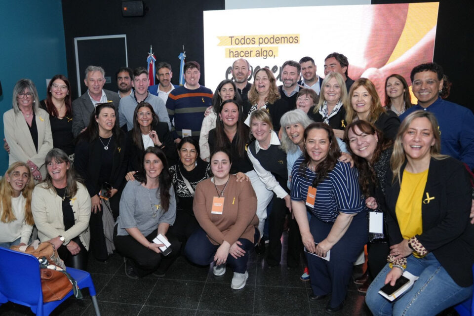 Provincia presentó los avances del Programa de Prevención del Suicidio y lanzó una campaña de concientización