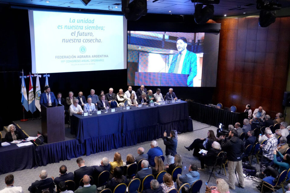 Pullaro en el congreso anual de la Federación Agraria Argentina: “Aquí tienen un Gobierno aliado del campo”