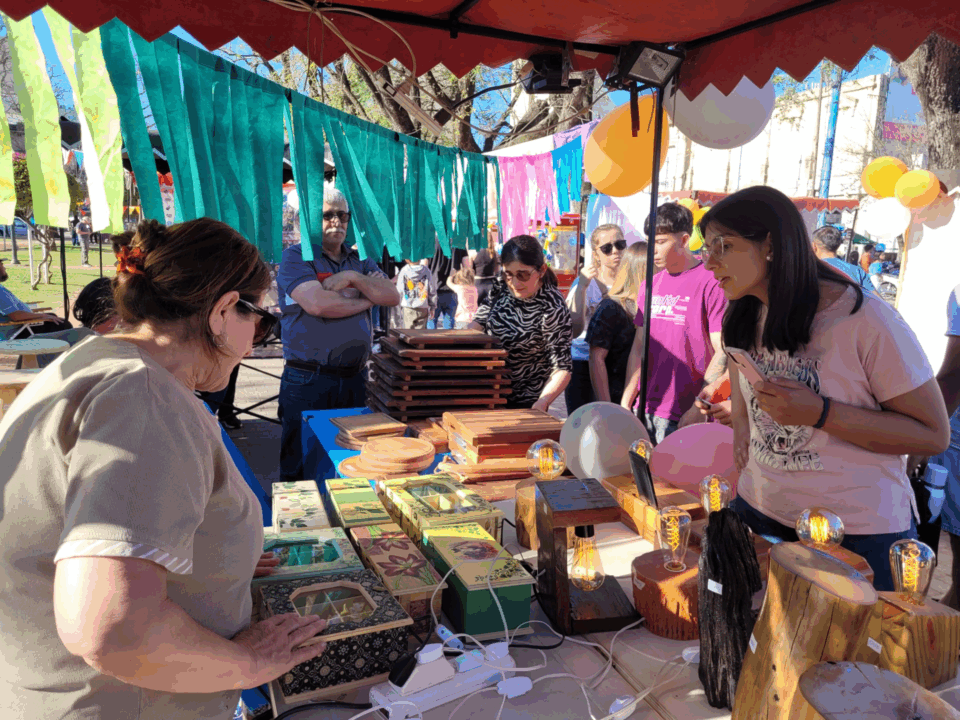 Octubre comienza con Plaza Feria