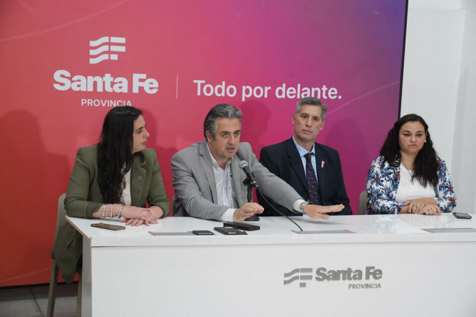 Gobierno de Santa Fe.Santa Fe moderniza su política penitenciaria para que los presos produzcan más en los talleres carcelarios