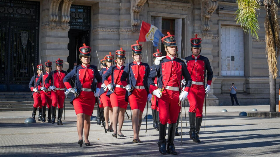 Semana Invencible: Provincia reconoció al cuerpo de Dragones de la Independencia por los 40 años de su creación