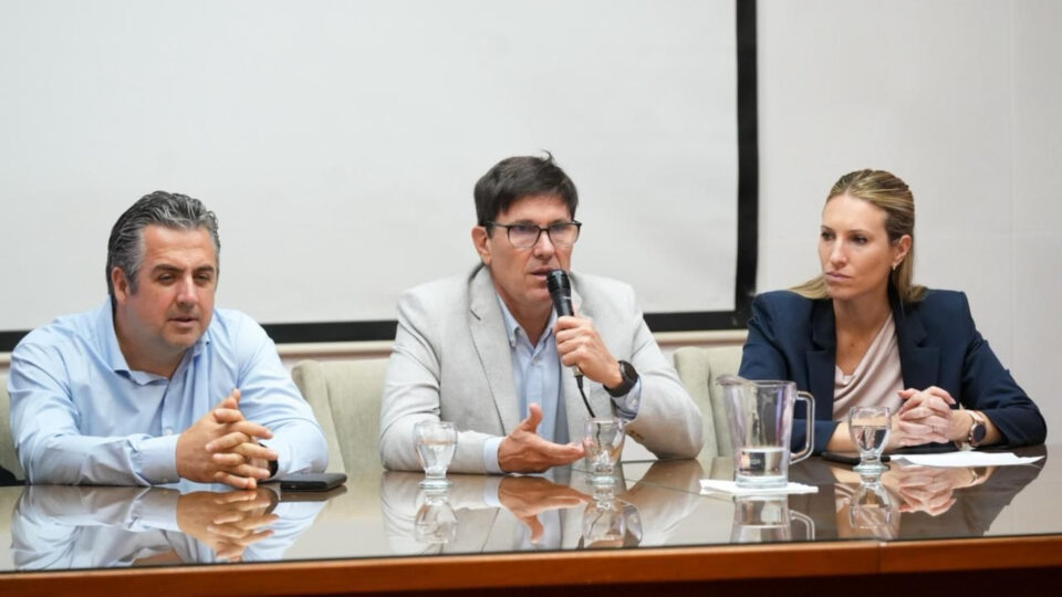 Seguridad ciudadana: Provincia presentó el curso de formación para guardias urbanas y agentes locales de prevención