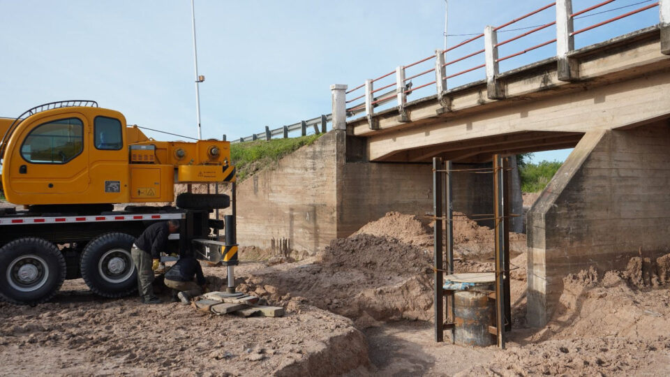 Provincia completó el pilotaje para ensanchar los tres puentes de la Ruta 4