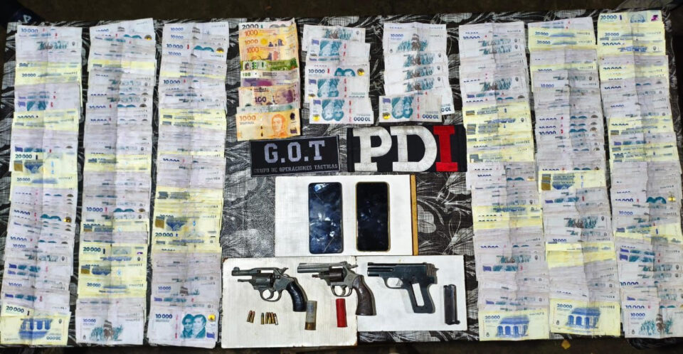 Investigación de dos meses y medio desarticuló bandas narco en Rosario: 39 allanamientos y 16 detenidos