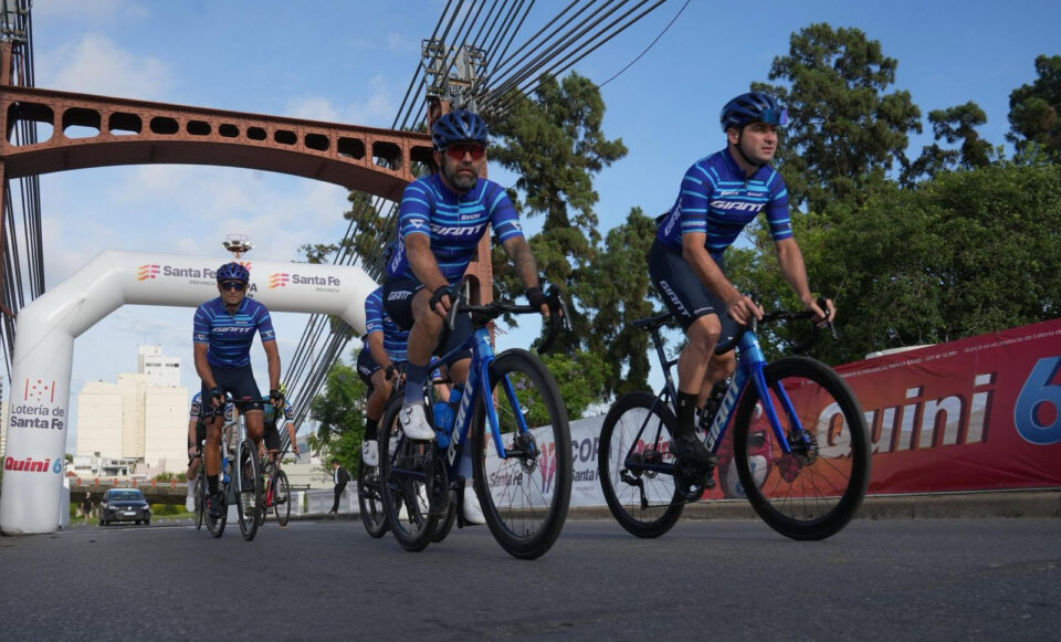 Ciclismo: un frente de tormenta en la zona de Coronda y Arocena, obligó a suspender la histórica Santa Fe-Rosario