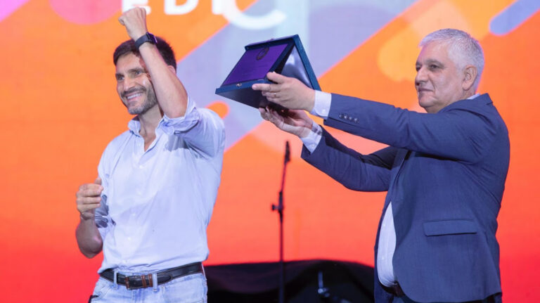 Pullaro destacó el crecimiento del turismo y la identidad santafesina