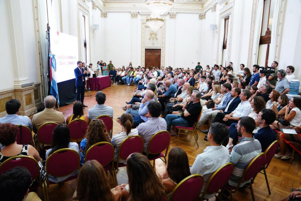 Pullaro: “Santa Fe muestra un modelo distinto en ciencia e innovación”