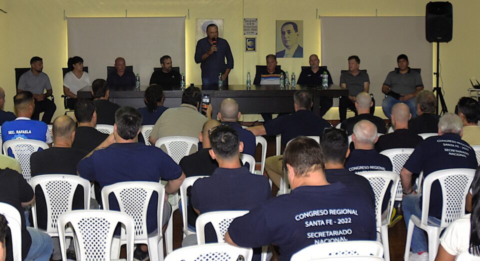Durante la tarde de este martes, en la sede de la Unión Obrera Metalúrgica (UOM) Seccional Rafaela, se llevó adelante el acto formal de asunción de la nueva comisión directiva que conducirá el gremio durante el período 2026-2030