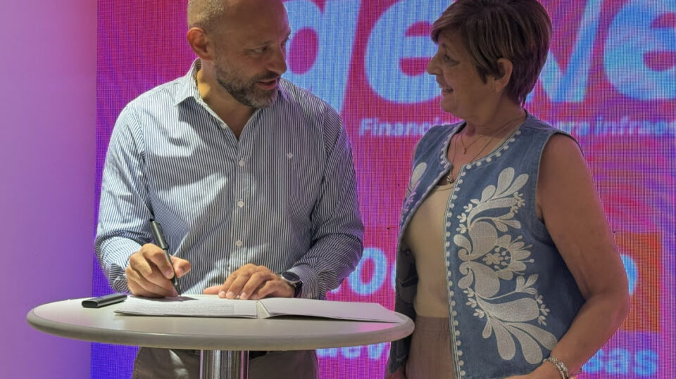 Durante Expoagro, Santa Fe firmó convenios por 1 millones para potenciar la infraestructura productiva de empresas