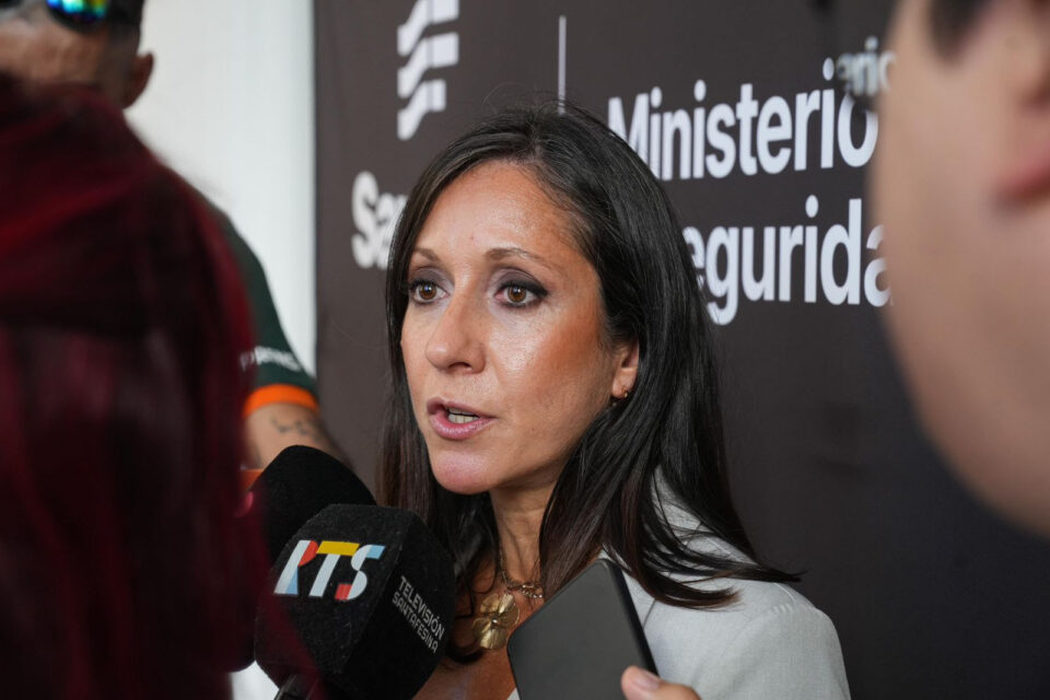 Amenazas a escuelas: Provincia ya envió 39 notificaciones para cubrir los costos de los operativos por 200 millones de pesos