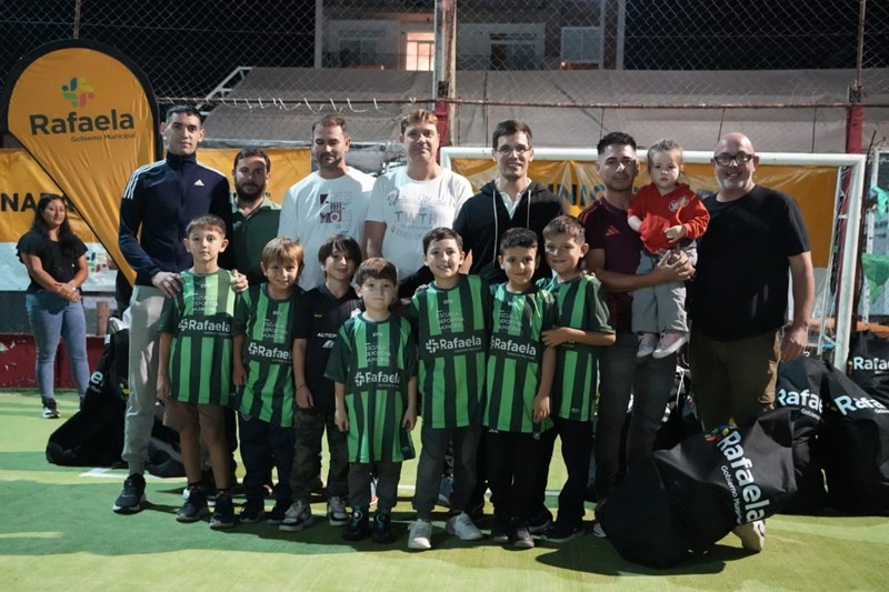 Barrio en Juego: el Municipio fortalece las escuelitas deportivas con nuevas entregas y espacios de participación