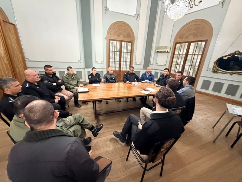Con la presencia del nuevo jefe de Policía, se reunió el Comando Unificado