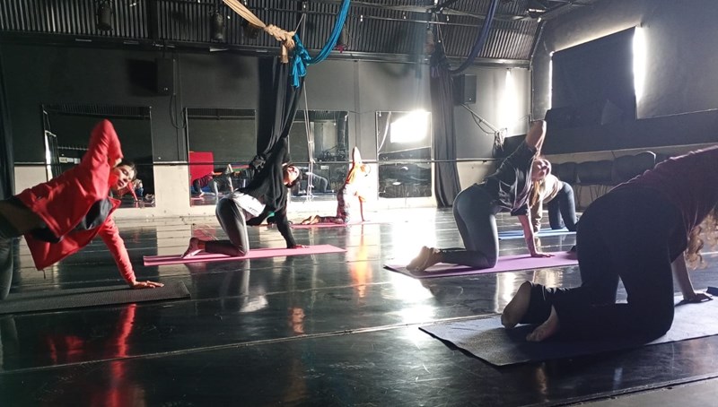 Nuevo taller de Yoga en la EMAE