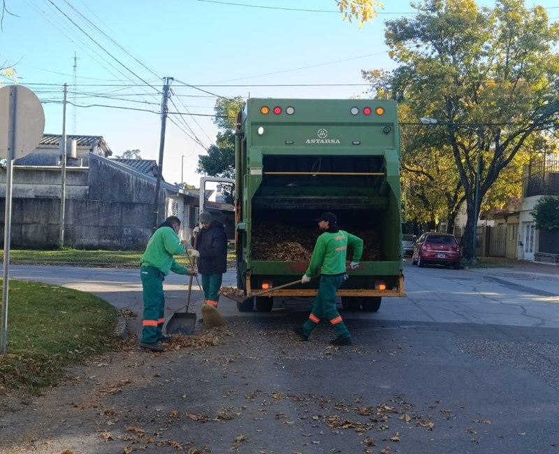 El Municipio desarrolla el barrido urbano con la incorporación de un nuevo turno al cronograma habitual