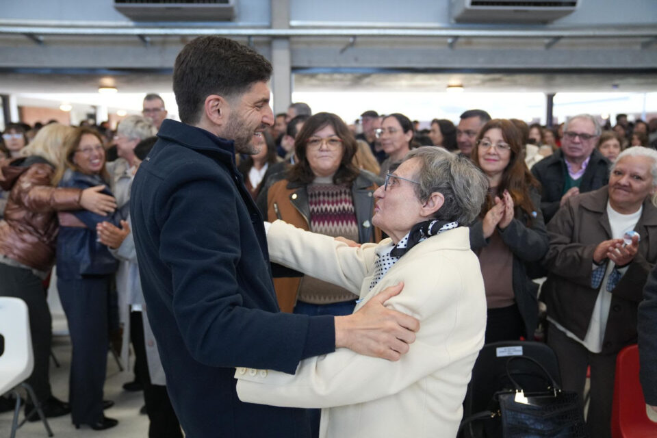 Pullaro reivindicó el trabajo colectivo como camino para construir futuro al inaugurar una escuela en Hughes