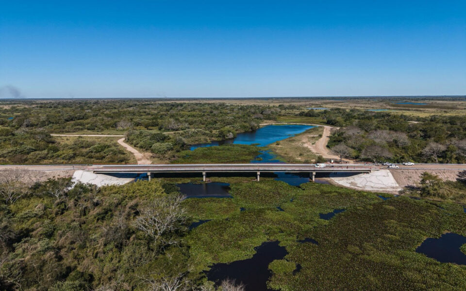 Pullaro inauguró el puente sobre arroyo El Pindó: “Dijimos que íbamos a priorizar el norte y hoy eso es una realidad”