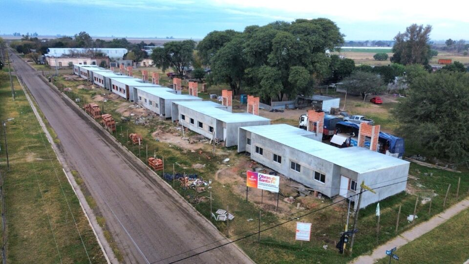 La gestión del gobernador Pullaro construye 13 viviendas en Zenón Pereyra y abrió el Registro Digital para las familias interesadas