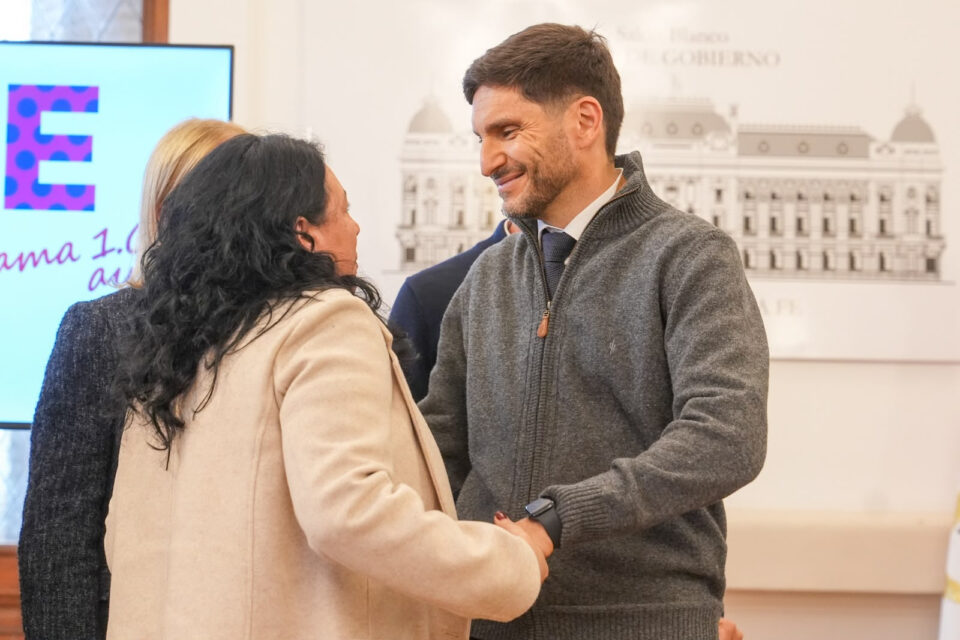 Pullaro refuerza la inversión en infraestructura escolar con otra etapa del programa Mil Aulas