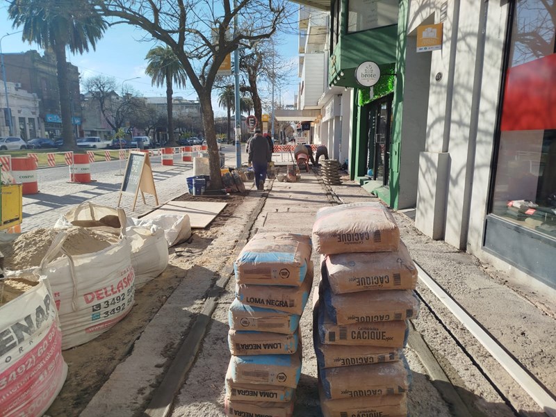 Modernización del centro de Rafaela: La obra de remodelación de veredas presenta un 76 % de avance