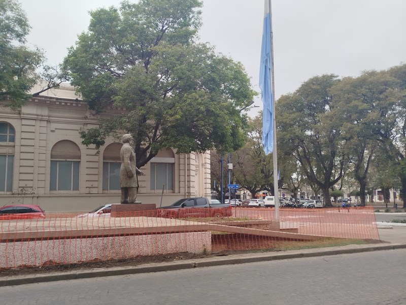 El Gobierno Municipal comenzó la restauración del Monumento a Guillermo Lehmann