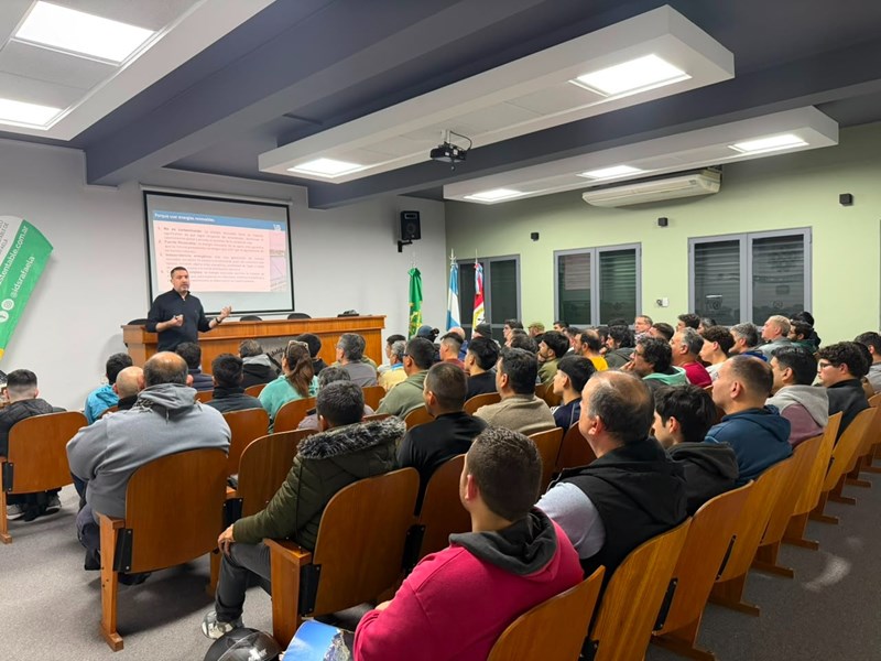 Inició el curso Empleo Verde Recargado: más de 70 rafaelinos se capacitan en energías renovables
